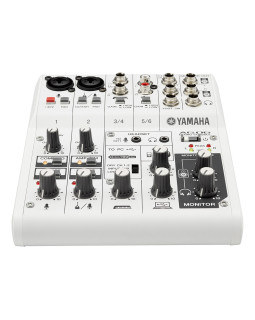 YAMAHA AG06-foto5