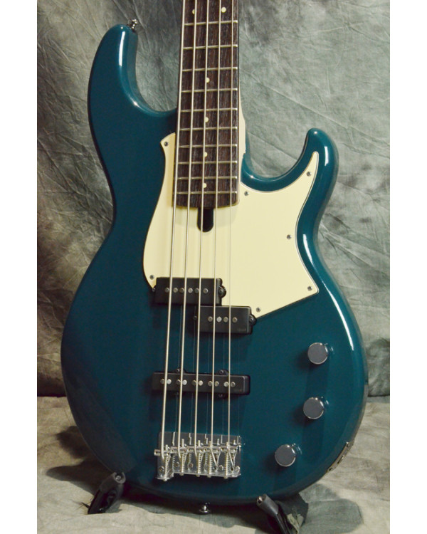 Бас-гітара YAMAHA BB435