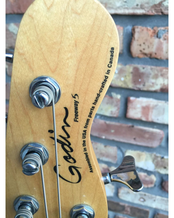 GODIN 019663 - FREEWAY 5 BASS Natural SG (Made in Canada) - п'ятиструнна бас-гітара