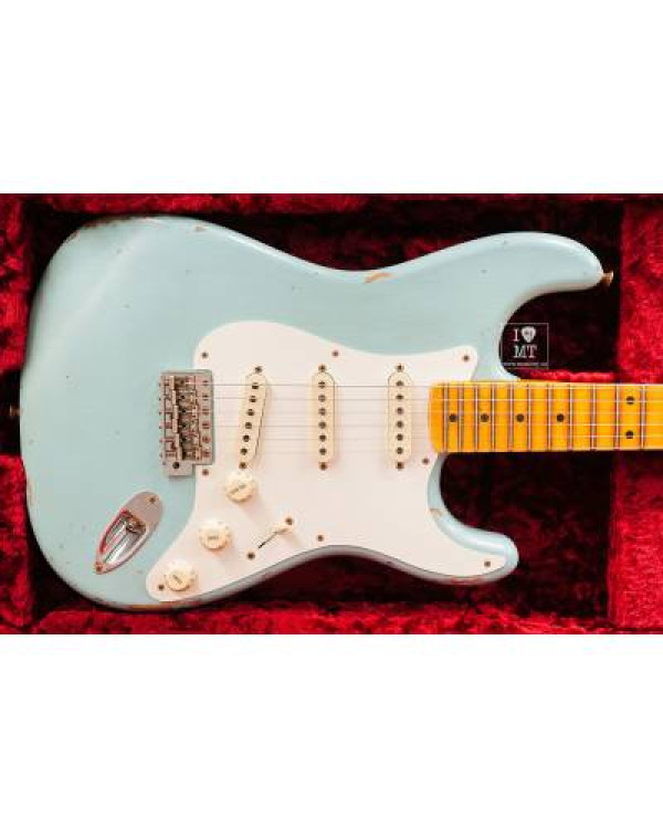 FENDER CUSTOM SHOP 1957 STRATOCASTER RELIC FADED AGED DAPHNE BLUE Електрогітара FENDER CUSTOM SHOP 1957 STRATOCASTER RELIC FADED AGED DAPHNE BLUE Електрогітара