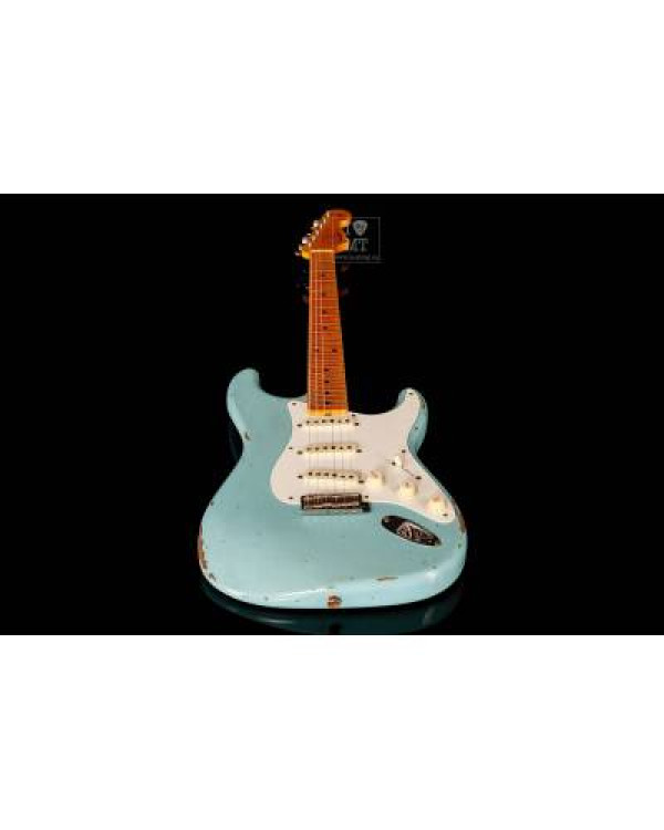 FENDER CUSTOM SHOP 1957 STRATOCASTER RELIC FADED AGED DAPHNE BLUE Електрогітара FENDER CUSTOM SHOP 1957 STRATOCASTER RELIC FADED AGED DAPHNE BLUE Електрогітара