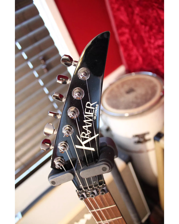 KRAMER Vanguard KVG-RMBF1 — електрична гітара