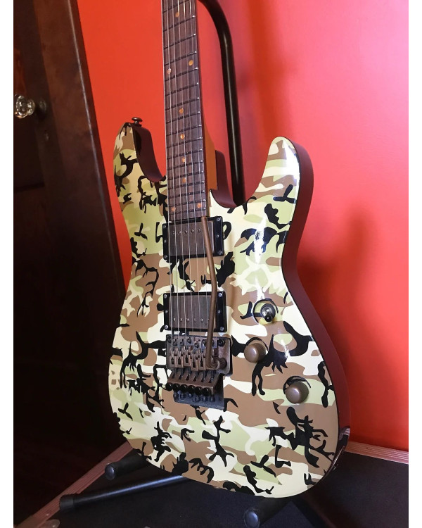 SCHECTER C-1 DESERT CAMO FR Limited - Електрична гітара