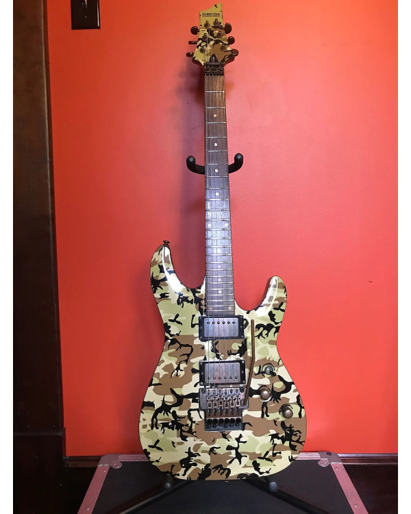 SCHECTER C-1 DESERT CAMO FR Limited - Електрична гітара