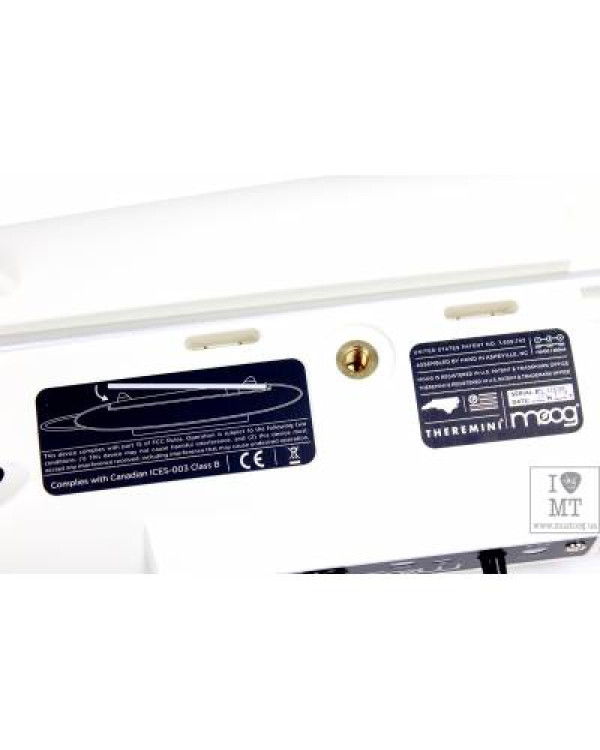 MOOG THEREMINI Синтезатор
