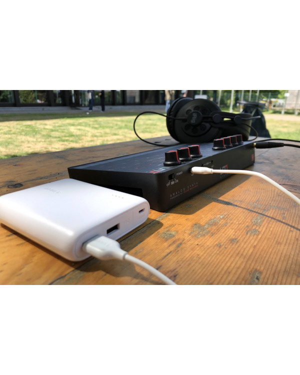 IK MULTIMEDIA UNO Synth