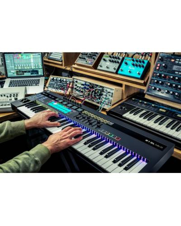 NOVATION 61SL MKIII MIDI клавіатура