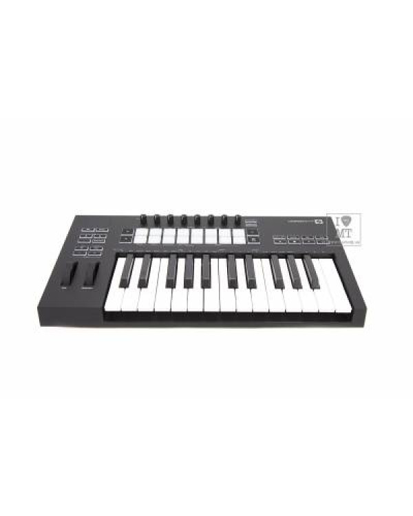 NOVATION LaunchKey 25 MK3 MIDI клавіатура