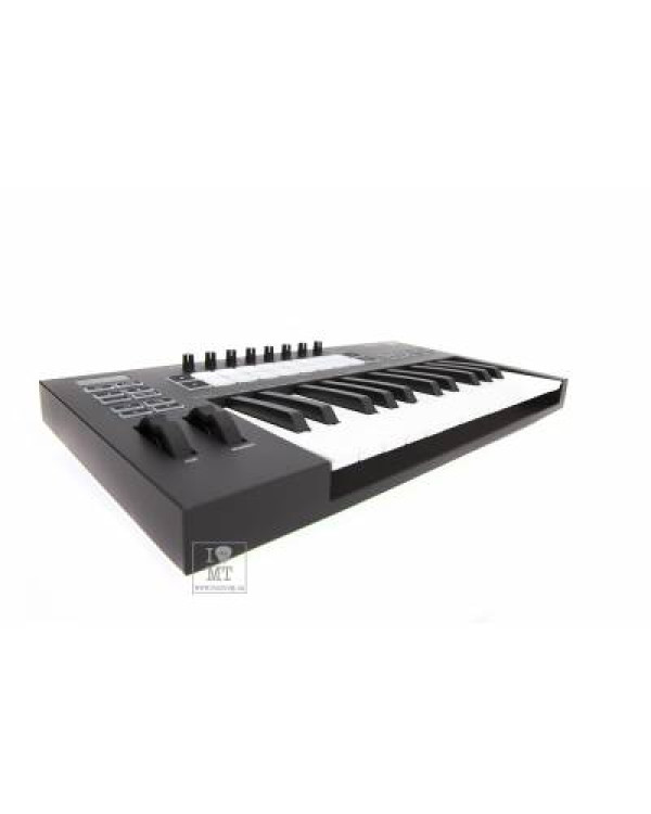 NOVATION LaunchKey 25 MK3 MIDI клавіатура