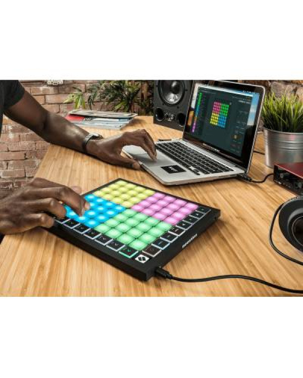 NOVATION Launchpad X MIDI контролер
