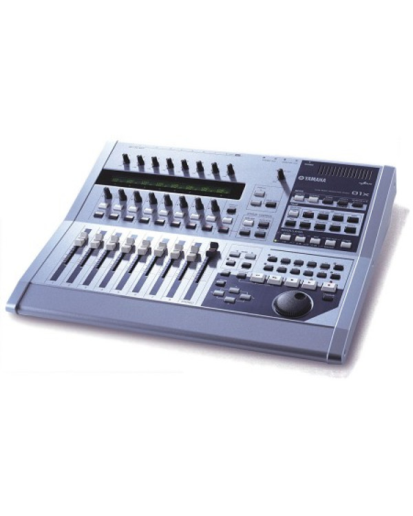 Мікшерний цифровий пульт Yamaha 01X