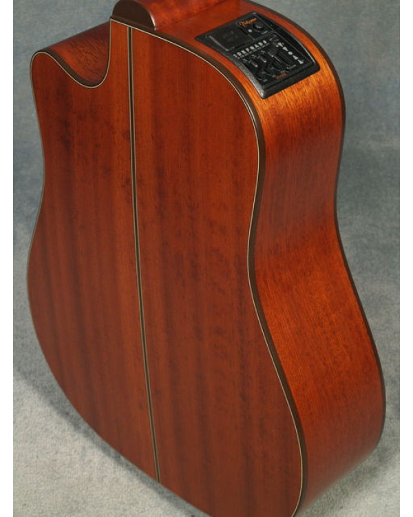 Електроакустична гітара TAKAMINE P2DC 