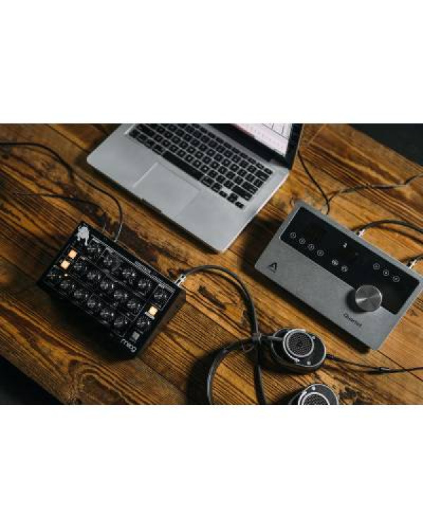 MOOG MINITAUR Синтезатор аналоговий