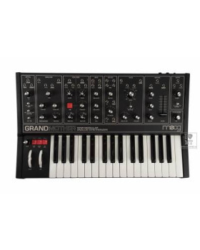 MOOG GRANDMOTHER DARK Синтезатор аналоговий