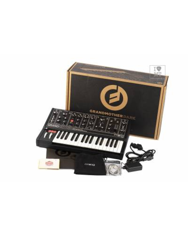 MOOG GRANDMOTHER DARK Синтезатор аналоговий