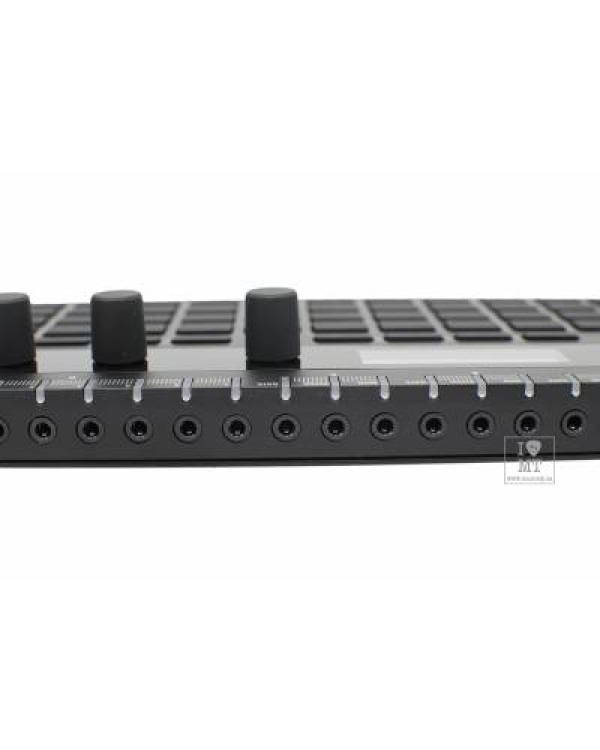 KORG SQ-64 Кроковий секвенсор