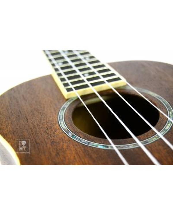 FENDER UKULELE ZUMA CONCERT NATURAL WN Укулеле
