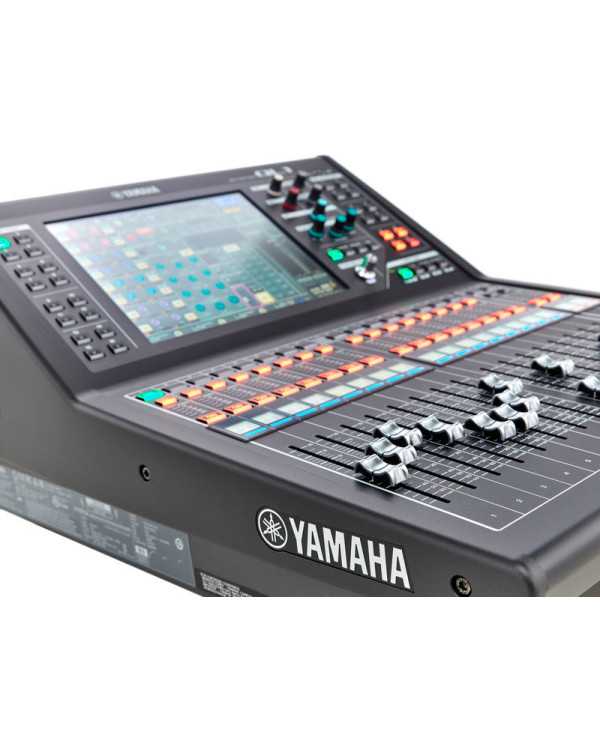 Мікшерний пульт YAMAHA QL1