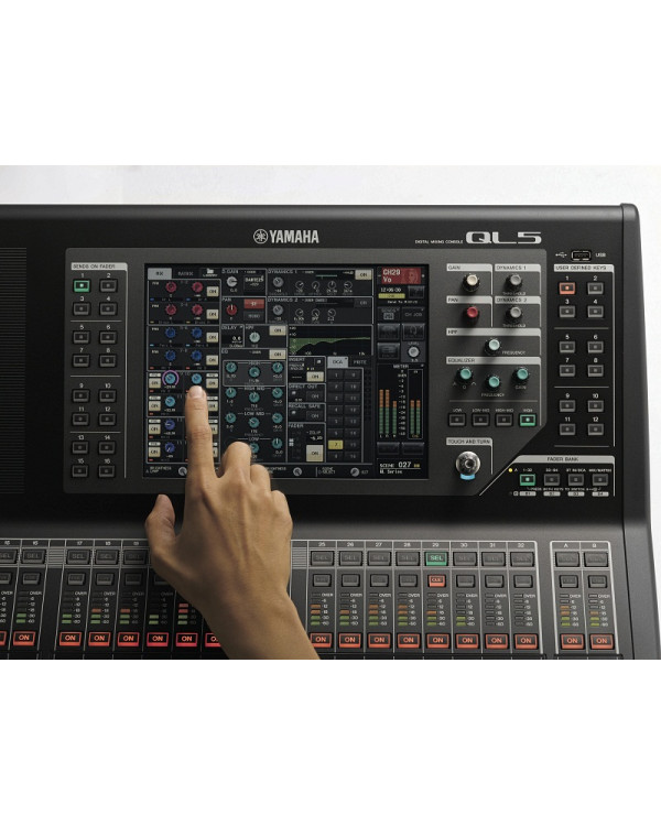 Мікшерний пульт YAMAHA QL5